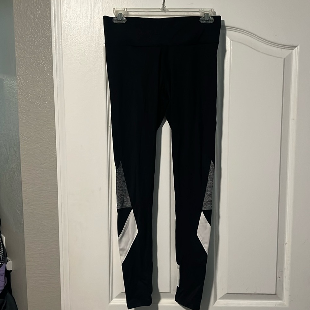 PINK Victoria’s Secret Leggings